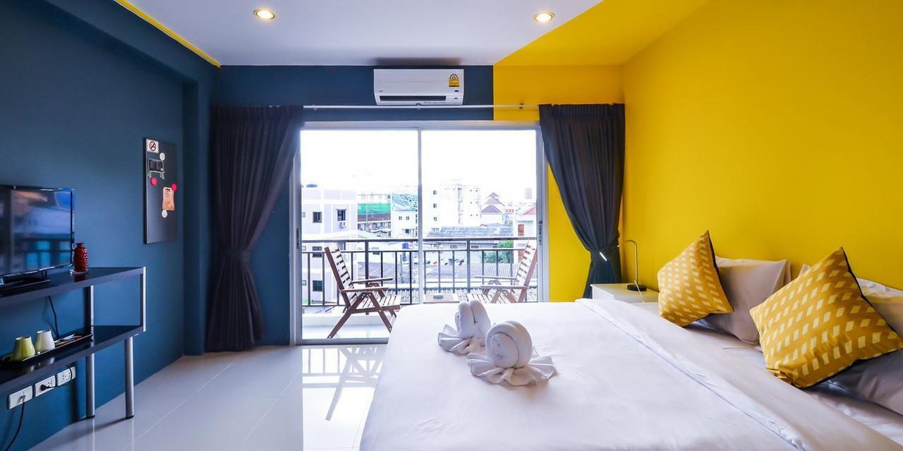 Отель Two Color Patong Экстерьер фото